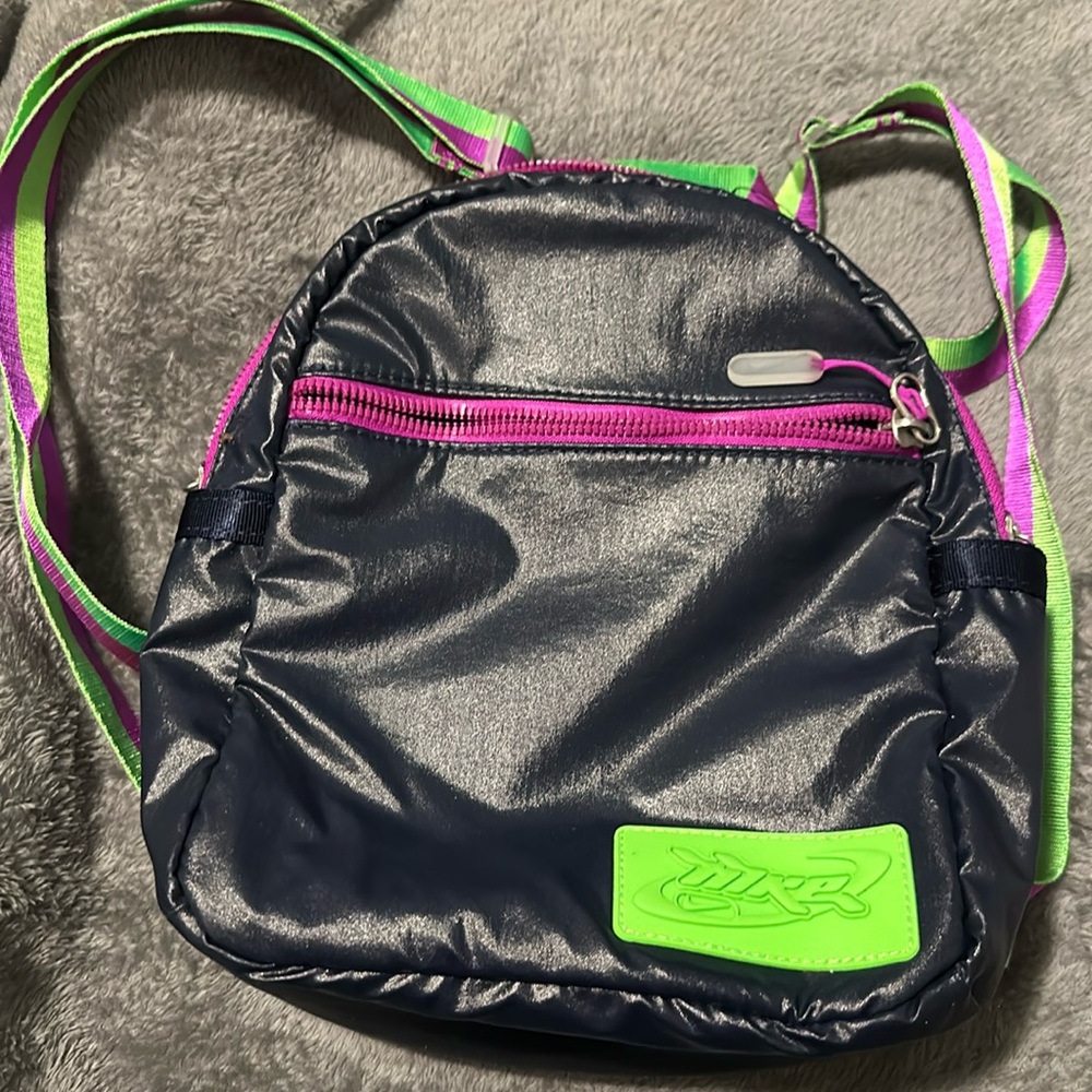 Nike Sportswear Futura 365 mini backpack